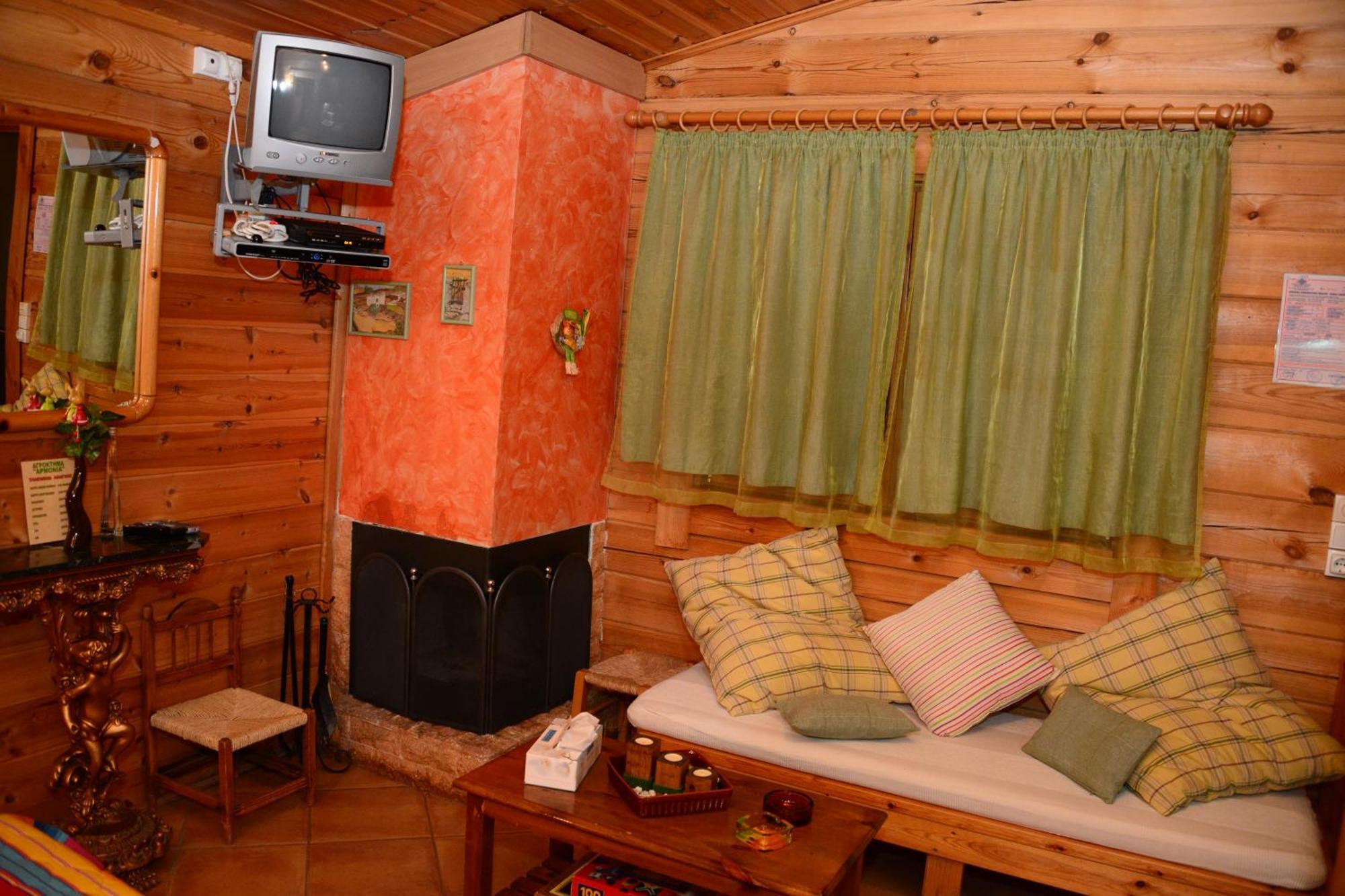 Agroktima Armonia Guest House Karpenisi Bagian luar foto